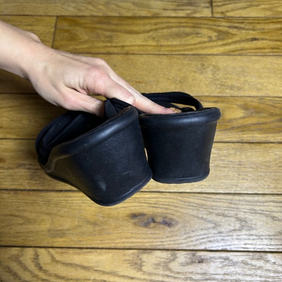 Skechers Womens Black Strappy Platform Wedge Sandals Size 9 Slide On Summer - Picture 5 of 5